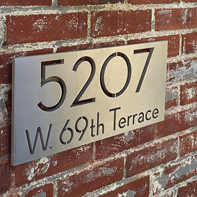Address Plaque Reviews: Street Name vs. Number Only