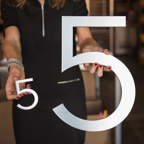 How to Pick the Right Size for House Numbers