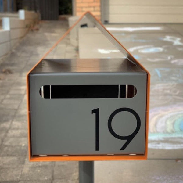 How to Choose the Best Mailbox Decals for Your Home